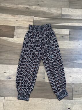 Anthropologie Boho Harem Pants Size XS Black White Orange Patterned Design